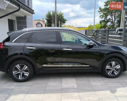 Черный Киа Niro, объемом двигателя 1.62 л и пробегом 45 тыс. км за 4500 $, фото 2 на Automoto.ua