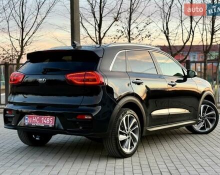 Черный Киа Niro, объемом двигателя 0 л и пробегом 89 тыс. км за 19350 $, фото 19 на Automoto.ua
