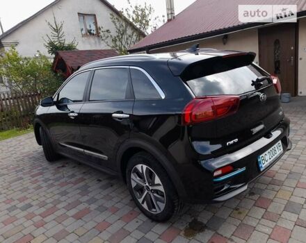 Чорний Кіа Niro, об'ємом двигуна 0 л та пробігом 26 тис. км за 23333 $, фото 3 на Automoto.ua