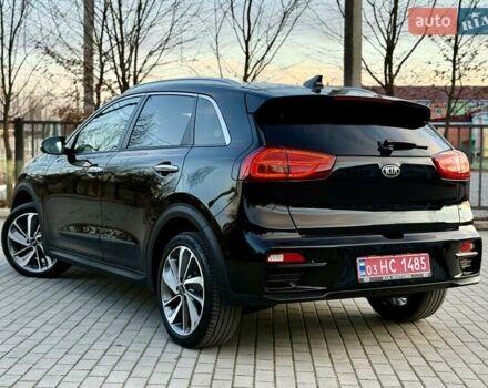 Черный Киа Niro, объемом двигателя 0 л и пробегом 89 тыс. км за 19350 $, фото 14 на Automoto.ua
