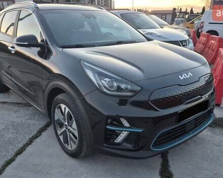 Черный Киа Niro, объемом двигателя 0 л и пробегом 130 тыс. км за 19999 $, фото 1 на Automoto.ua