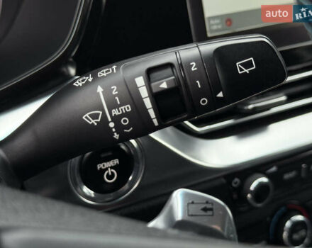 Черный Киа Niro, объемом двигателя 0 л и пробегом 80 тыс. км за 19650 $, фото 53 на Automoto.ua