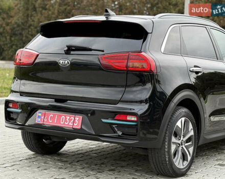 Черный Киа Niro, объемом двигателя 0 л и пробегом 80 тыс. км за 19650 $, фото 165 на Automoto.ua