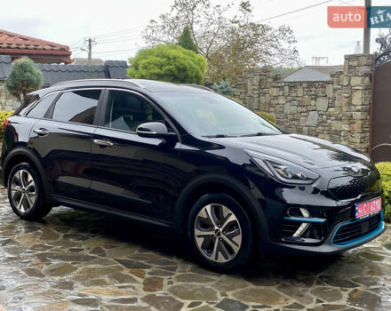 Черный Киа Niro, объемом двигателя 0 л и пробегом 80 тыс. км за 21899 $, фото 7 на Automoto.ua