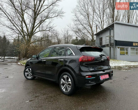 Чорний Кіа Niro, об'ємом двигуна 0 л та пробігом 78 тис. км за 19300 $, фото 1 на Automoto.ua