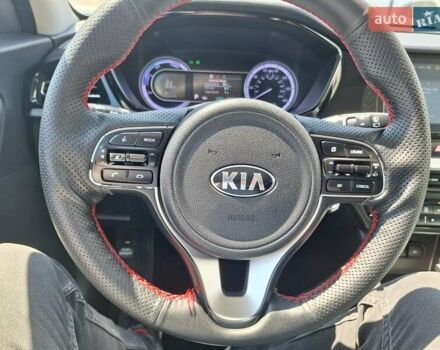 Черный Киа Niro, объемом двигателя 1.58 л и пробегом 112 тыс. км за 19700 $, фото 30 на Automoto.ua