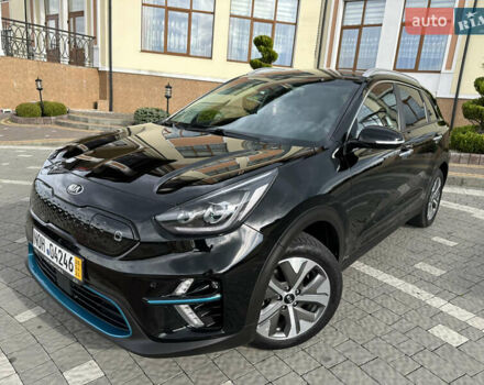 Чорний Кіа Niro, об'ємом двигуна 0 л та пробігом 51 тис. км за 21500 $, фото 18 на Automoto.ua
