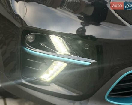 Черный Киа Niro, объемом двигателя 0 л и пробегом 117 тыс. км за 18870 $, фото 17 на Automoto.ua