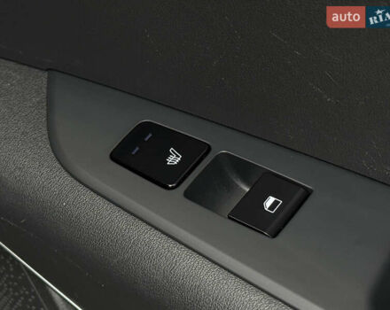 Черный Киа Niro, объемом двигателя 0 л и пробегом 149 тыс. км за 20550 $, фото 44 на Automoto.ua