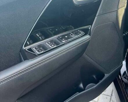Чорний Кіа Niro, об'ємом двигуна 0 л та пробігом 72 тис. км за 22100 $, фото 5 на Automoto.ua