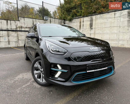 Чорний Кіа Niro, об'ємом двигуна 0 л та пробігом 108 тис. км за 21850 $, фото 10 на Automoto.ua