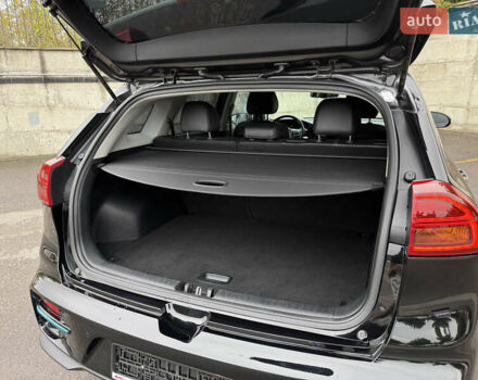 Чорний Кіа Niro, об'ємом двигуна 0 л та пробігом 108 тис. км за 21850 $, фото 54 на Automoto.ua