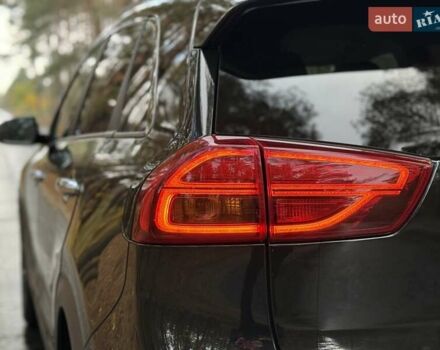 Киа Niro 2022 в Киеве на Automoto.ua Черный Киа Niro, объемом двигателя 0 л и пробегом 70 тыс. км за 22499 $, фото 48 на Automoto.ua