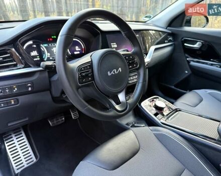 Киа Niro 2022 в Киеве на Automoto.ua Черный Киа Niro, объемом двигателя 0 л и пробегом 70 тыс. км за 22499 $, фото 60 на Automoto.ua