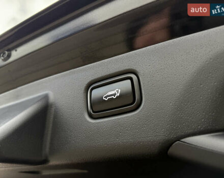 Черный Киа Niro, объемом двигателя 0 л и пробегом 149 тыс. км за 20550 $, фото 41 на Automoto.ua