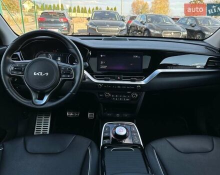 Чорний Кіа Niro, об'ємом двигуна 0 л та пробігом 29 тис. км за 22900 $, фото 52 на Automoto.ua