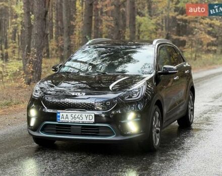 Киа Niro 2022 в Киеве на Automoto.ua Черный Киа Niro, объемом двигателя 0 л и пробегом 70 тыс. км за 22499 $, фото 37 на Automoto.ua