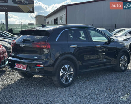 Чорний Кіа Niro, об'ємом двигуна 0 л та пробігом 23 тис. км за 24999 $, фото 12 на Automoto.ua