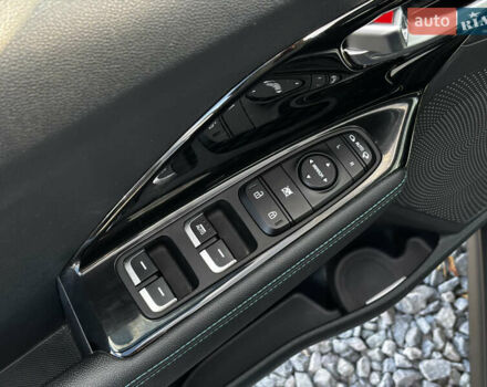 Чорний Кіа Niro, об'ємом двигуна 0 л та пробігом 23 тис. км за 24999 $, фото 15 на Automoto.ua