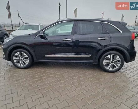 Чорний Кіа Niro, об'ємом двигуна 0 л та пробігом 53 тис. км за 22900 $, фото 20 на Automoto.ua