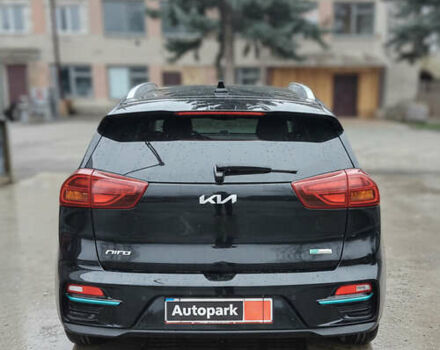 Черный Киа Niro, объемом двигателя 0 л и пробегом 125 тыс. км за 21800 $, фото 5 на Automoto.ua