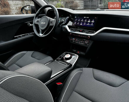 Черный Киа Niro, объемом двигателя 0 л и пробегом 54 тыс. км за 24300 $, фото 52 на Automoto.ua