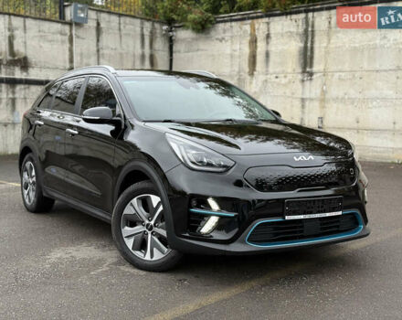 Чорний Кіа Niro, об'ємом двигуна 0 л та пробігом 108 тис. км за 21850 $, фото 2 на Automoto.ua