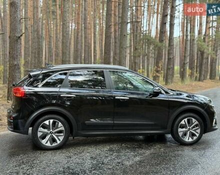Киа Niro 2022 в Киеве на Automoto.ua Черный Киа Niro, объемом двигателя 0 л и пробегом 70 тыс. км за 22499 $, фото 41 на Automoto.ua