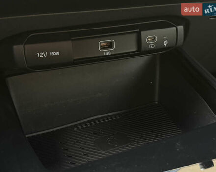 Черный Киа Niro, объемом двигателя 0 л и пробегом 149 тыс. км за 20550 $, фото 53 на Automoto.ua