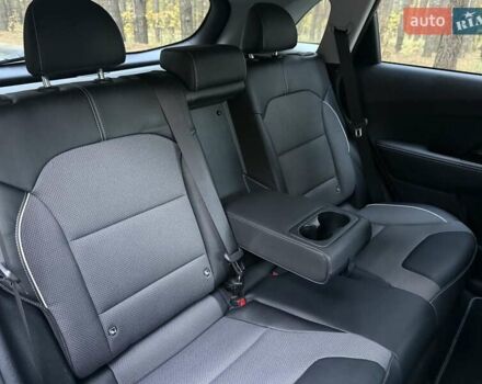 Киа Niro 2022 в Киеве на Automoto.ua Черный Киа Niro, объемом двигателя 0 л и пробегом 70 тыс. км за 22499 $, фото 94 на Automoto.ua