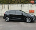 Чорний Кіа Niro, об'ємом двигуна 0 л та пробігом 108 тис. км за 21850 $, фото 5 на Automoto.ua
