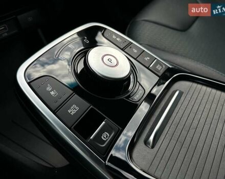 Черный Киа Niro, объемом двигателя 0 л и пробегом 12 тыс. км за 25400 $, фото 69 на Automoto.ua