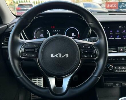 Чорний Кіа Niro, об'ємом двигуна 0 л та пробігом 29 тис. км за 22900 $, фото 53 на Automoto.ua