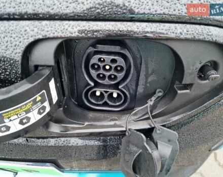 Чорний Кіа Niro, об'ємом двигуна 0 л та пробігом 53 тис. км за 22900 $, фото 9 на Automoto.ua