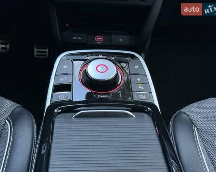 Киа Niro 2022 в Киеве на Automoto.ua Черный Киа Niro, объемом двигателя 0 л и пробегом 70 тыс. км за 22499 $, фото 76 на Automoto.ua