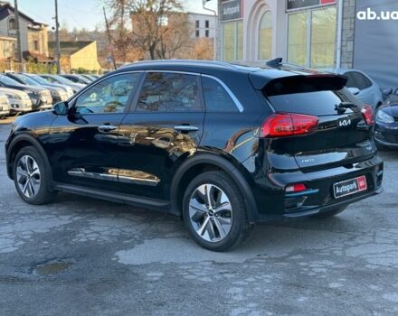 Чорний Кіа Niro, об'ємом двигуна 0 л та пробігом 125 тис. км за 22290 $, фото 8 на Automoto.ua