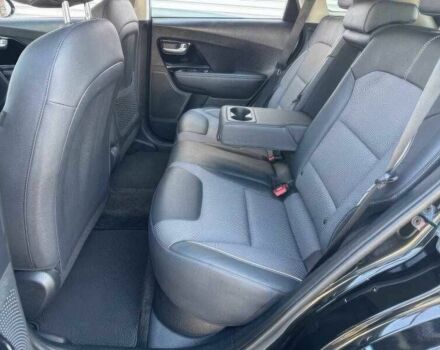 Кіа Niro 2022 у Кропивницькому (Кіровограді) на Automoto.ua Чорний Кіа Niro, об'ємом двигуна 0 л та пробігом 45 тис. км за 13200 $, фото 15 на Automoto.ua