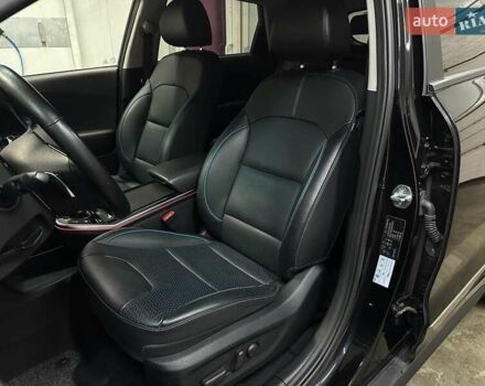 Черный Киа Niro, объемом двигателя 0 л и пробегом 39 тыс. км за 24900 $, фото 2 на Automoto.ua