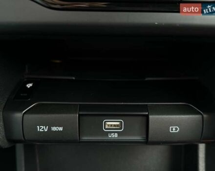 Черный Киа Niro, объемом двигателя 0 л и пробегом 12 тыс. км за 25400 $, фото 60 на Automoto.ua