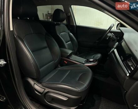 Черный Киа Niro, объемом двигателя 0 л и пробегом 39 тыс. км за 24900 $, фото 95 на Automoto.ua