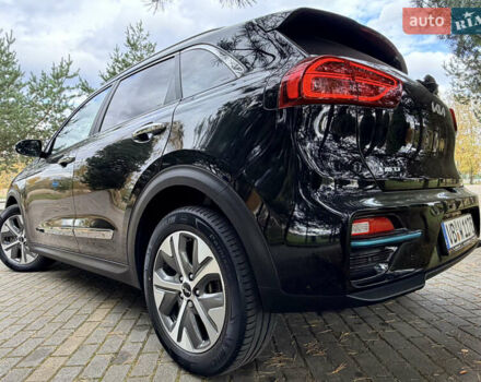 Киа Niro 2022 в Дрогобыче на Automoto.ua Черный Киа Niro, объемом двигателя 0 л и пробегом 80 тыс. км за 22690 $, фото 5 на Automoto.ua