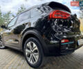 Чорний Кіа Niro, об'ємом двигуна 0 л та пробігом 80 тис. км за 22400 $, фото 5 на Automoto.ua