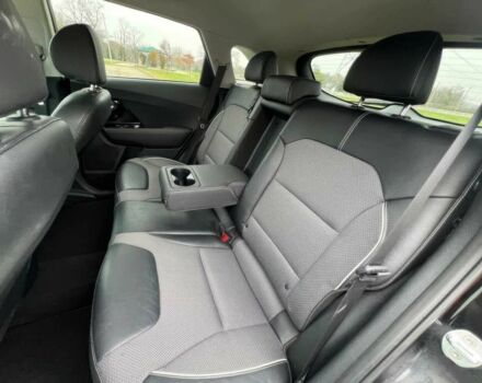 Черный Киа Niro, объемом двигателя 0 л и пробегом 17 тыс. км за 12800 $, фото 14 на Automoto.ua