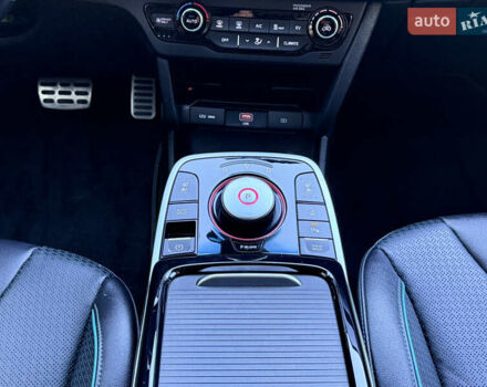 Черный Киа Niro, объемом двигателя 0 л и пробегом 50 тыс. км за 23600 $, фото 23 на Automoto.ua