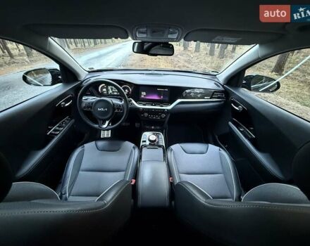 Киа Niro 2022 в Киеве на Automoto.ua Черный Киа Niro, объемом двигателя 0 л и пробегом 70 тыс. км за 22499 $, фото 54 на Automoto.ua