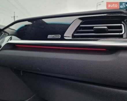 Чорний Кіа Niro, об'ємом двигуна 0 л та пробігом 53 тис. км за 22900 $, фото 46 на Automoto.ua