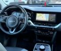 Чорний Кіа Niro, об'ємом двигуна 0 л та пробігом 125 тис. км за 22290 $, фото 24 на Automoto.ua
