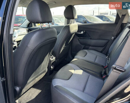 Чорний Кіа Niro, об'ємом двигуна 0 л та пробігом 23 тис. км за 24999 $, фото 28 на Automoto.ua