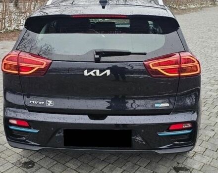 Черный Киа Niro, объемом двигателя 0 л и пробегом 75 тыс. км за 13900 $, фото 13 на Automoto.ua