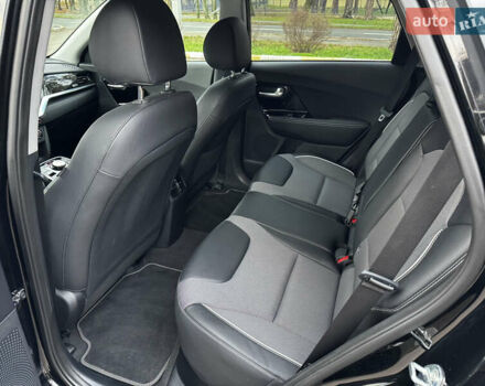 Черный Киа Niro, объемом двигателя 0 л и пробегом 54 тыс. км за 24300 $, фото 44 на Automoto.ua